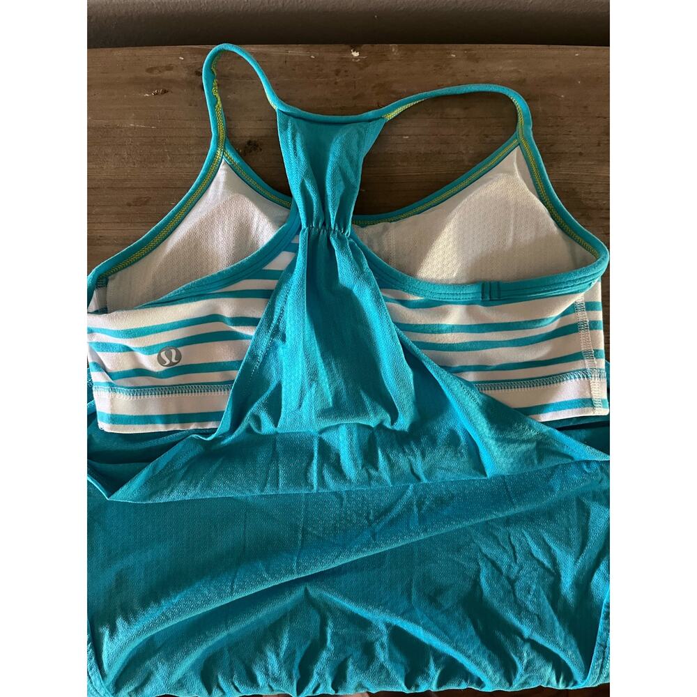 Lululemon halter racer back tank top for yoga or athletic wear blue size small - Picture 5 of 5